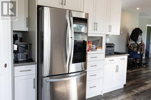 1839 E Mclaren Road, Prince George, BC - Indoor Photo Showing Kitchen