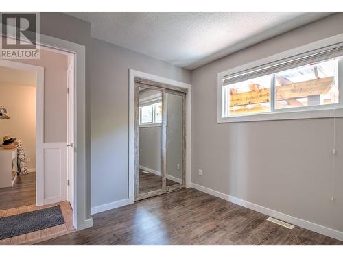 655 Clifton Road S, Kelowna, BC - Indoor Photo Showing Other Room