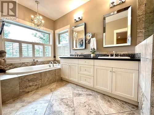 145 Grizzly Place, Osoyoos, BC - Indoor Photo Showing Bathroom