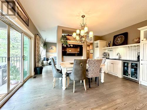 145 Grizzly Place, Osoyoos, BC - Indoor Photo Showing Dining Room