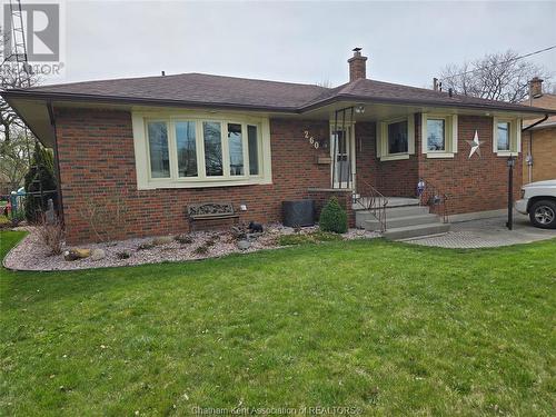 260 Mcnaughton Avenue West, Chatham, ON - Outdoor