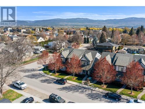 987 Laurier Avenue, Kelowna, BC - Outdoor With View