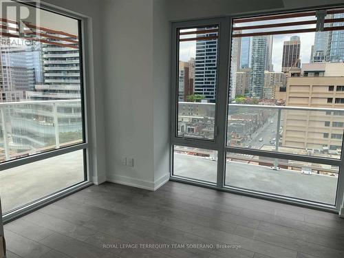 #1010 -18 Maitland Terr, Toronto, ON - Indoor Photo Showing Other Room