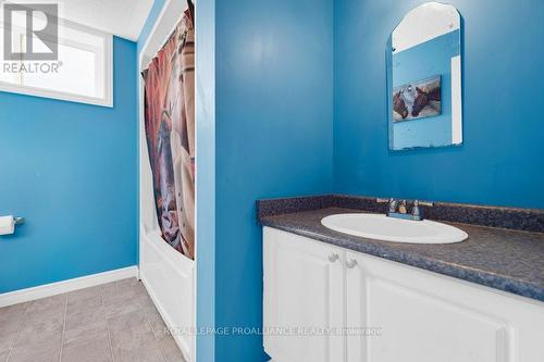163 Crandall Rd, Cramahe, ON - Indoor Photo Showing Bathroom