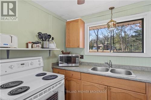 7936 Katharine Street, Lambton Shores, ON - Indoor Photo Showing Kitchen With Double Sink