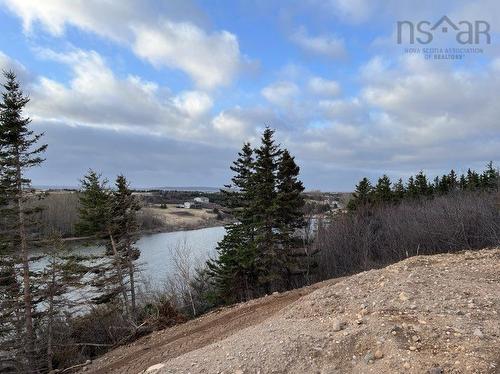 Carding Mill Road, Grand Étang, NS 