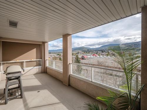 704-2245 Atkinson Street, Penticton, BC - Outdoor With Exterior