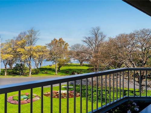 406-1370 Beach Dr, Oak Bay, BC - Outdoor With View