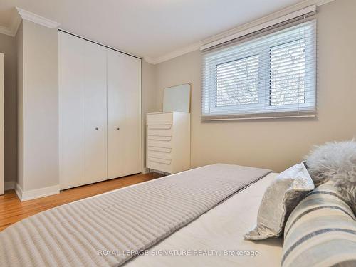 58 Clareville Cres, Toronto, ON - Indoor Photo Showing Bedroom