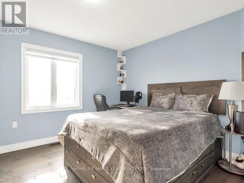 35 Dotchson Ave, Caledon, ON - Indoor Photo Showing Bedroom