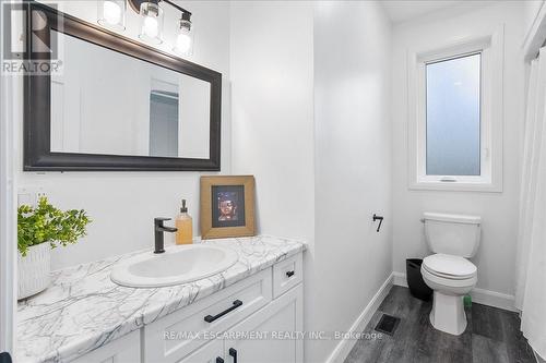 12407 County Road 503, Highlands East, ON - Indoor Photo Showing Bathroom
