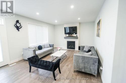 188 Boardwalk Way, Thames Centre, ON - Indoor Photo Showing Living Room With Fireplace