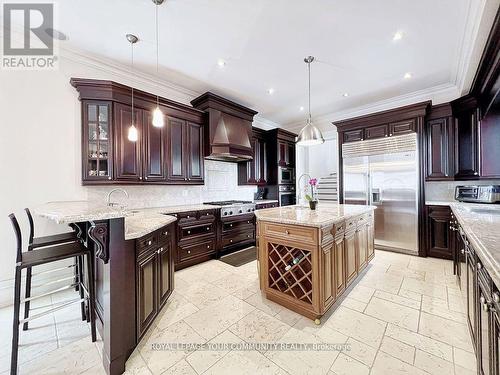 253 Carlton Rd, Markham, ON - Indoor Photo Showing Kitchen With Upgraded Kitchen