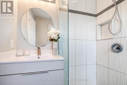 1 Percy Reesor Street, Markham, ON - Indoor Photo Showing Bathroom