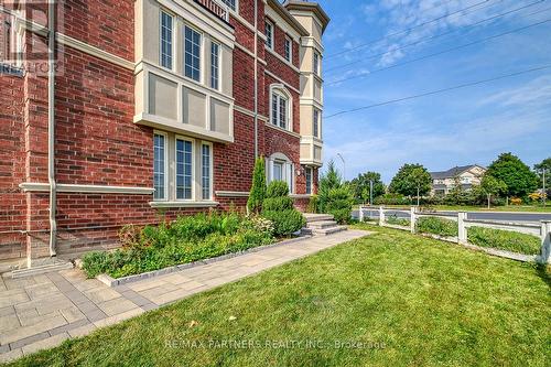 1 Percy Reesor St, Markham, ON - Outdoor