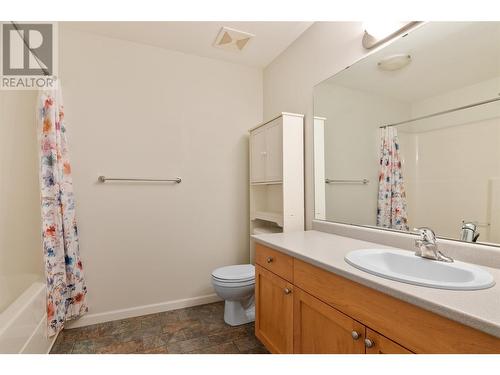 151 Columbia Park Drive Unit# 3, Revelstoke, BC - Indoor Photo Showing Bathroom