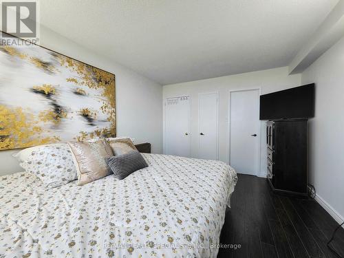 504 - 49 Silverstone Drive, Toronto, ON - Indoor Photo Showing Bedroom