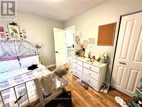 312 East 45Th Street, Hamilton, ON - Indoor Photo Showing Bedroom