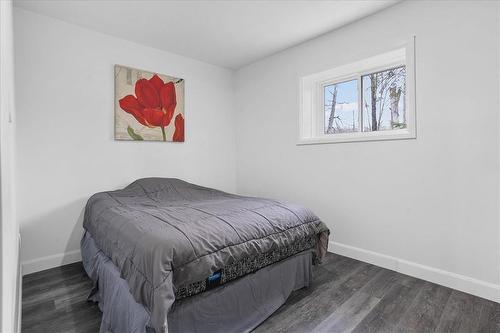 12407 County Road 503, Tory Hill, ON - Indoor Photo Showing Bedroom