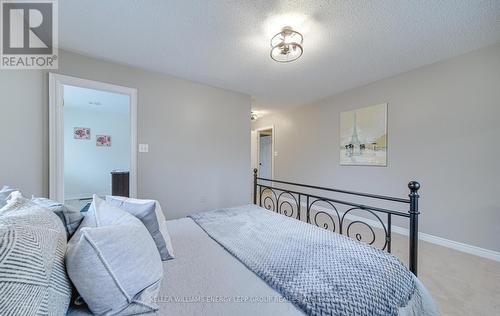 2187 Minsky Pl, Oshawa, ON - Indoor Photo Showing Bedroom