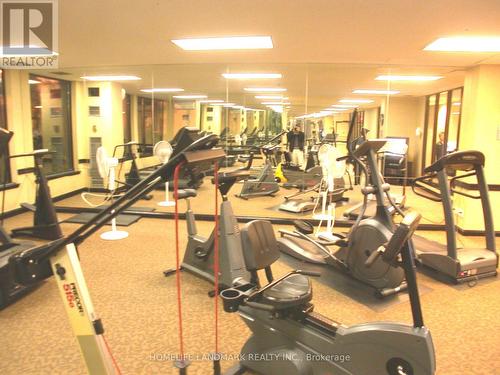 1110 - 633 Bay Street, Toronto, ON - Indoor Photo Showing Gym Room