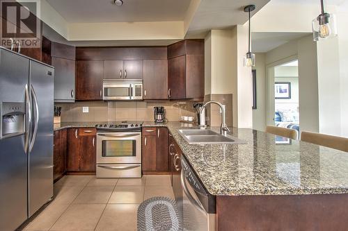 7343 Okanagan Landing Road Unit# 1305, Vernon, BC - Indoor Photo Showing Kitchen With Stainless Steel Kitchen With Double Sink With Upgraded Kitchen