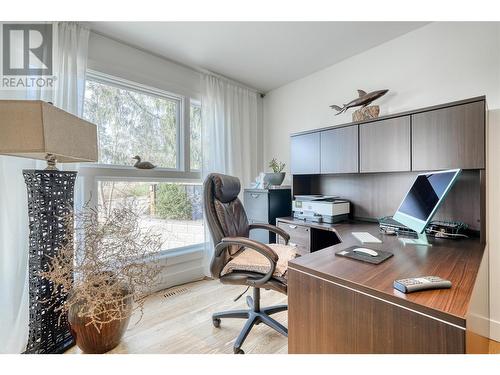 5113 Caldwell Street, Summerland, BC - Indoor Photo Showing Office