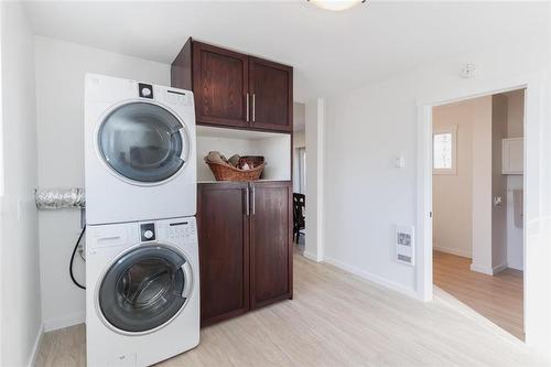 26149 Pr 216 Highway, Grunthal, MB - Indoor Photo Showing Laundry Room
