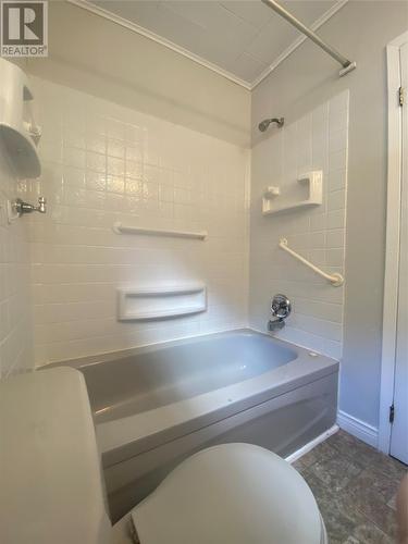 332 Main Road, Tors Cove, NL - Indoor Photo Showing Bathroom