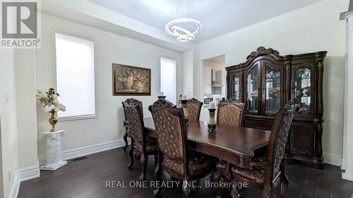 142 Hartney Drive, Richmond Hill, ON - Indoor Photo Showing Dining Room