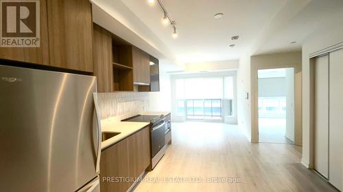 #715 -405 Dundas St W, Oakville, ON - Indoor Photo Showing Other Room
