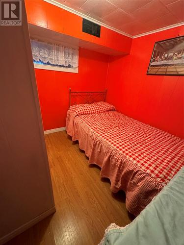 1 Jeans Lane, Change Islands, NL - Indoor Photo Showing Bedroom