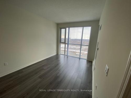 1819-349 Rathburn Rd W, Mississauga, ON - Indoor Photo Showing Other Room