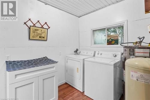 126 Old Mill Road, Georgian Bluffs, ON - Indoor Photo Showing Laundry Room