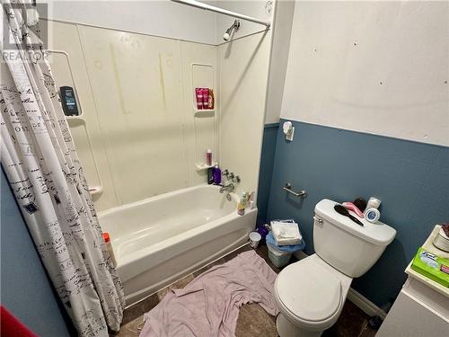 3501 Errington Avenue, Chelmsford, ON - Indoor Photo Showing Bathroom