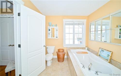 23 Riverfront Way, Fredericton, NB - Indoor Photo Showing Bathroom