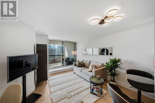 #1905 -77 Maitland Pl, Toronto, ON - Indoor