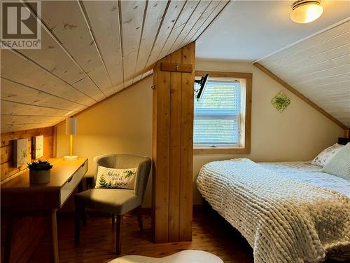 208 20Th Sideroad, Tehkummah, Manitoulin Island, ON - Indoor Photo Showing Bedroom