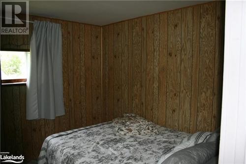 13 Holland Avenue, Byng Inlet, ON - Indoor Photo Showing Bedroom