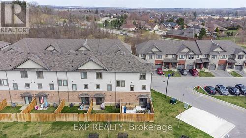 #172 -77 Diana Ave, Brantford, ON - Outdoor
