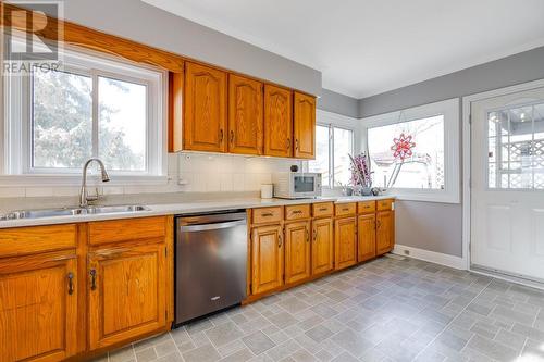 517 Fifth Street E, Cornwall, ON - Indoor Photo Showing Kitchen With Double Sink