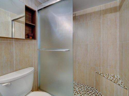 Bathroom - 706-8050 Boul. St-Laurent, Brossard, QC - Indoor Photo Showing Bathroom