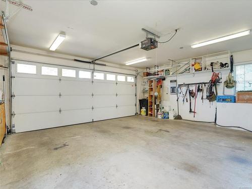 10-300 Plaskett Pl, Esquimalt, BC - Indoor Photo Showing Garage
