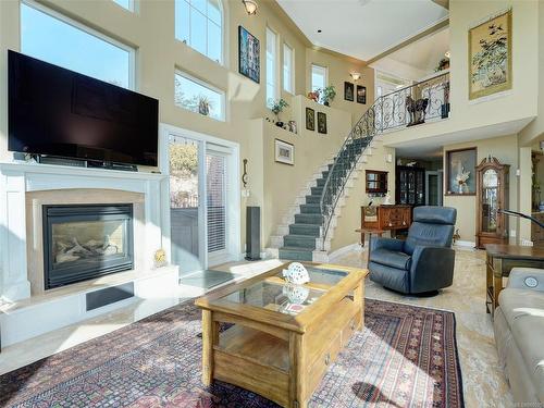 10-300 Plaskett Pl, Esquimalt, BC - Indoor Photo Showing Living Room With Fireplace