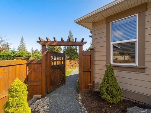 1455 Cimarron Crt, Parksville, BC - Outdoor With Exterior