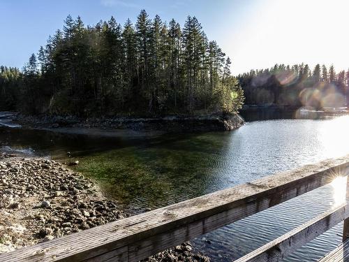 Lot 29 Owen Bay, Sonora Island, BC - Indoor Photo Showing Other Room