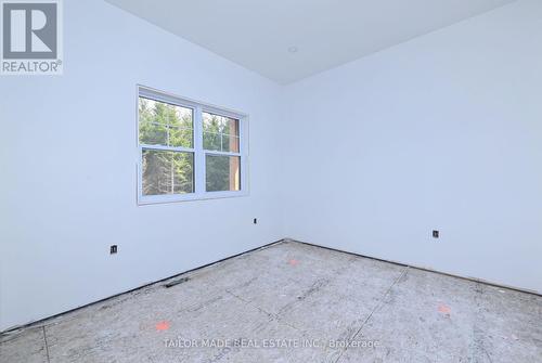 537266 Main Street, Melancthon, ON - Indoor Photo Showing Other Room
