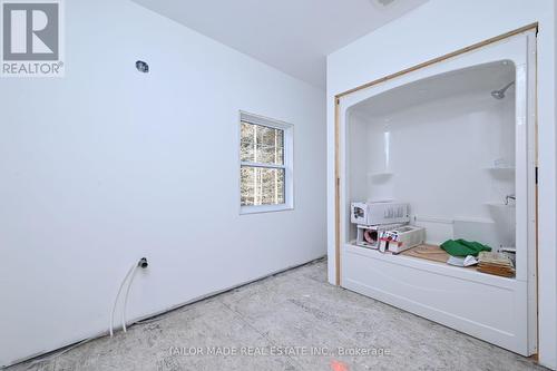 537266 Main St, Melancthon, ON - Indoor Photo Showing Other Room