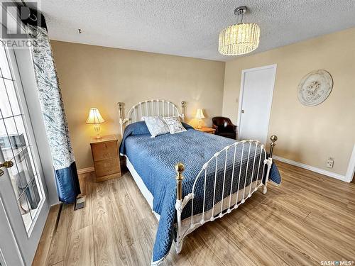 16 275 Alpine Crescent, Swift Current, SK - Indoor Photo Showing Bedroom