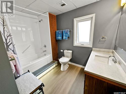 16 275 Alpine Crescent, Swift Current, SK - Indoor Photo Showing Bathroom